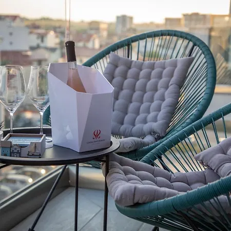 Nordway By The Sea 2br Free Parking Mamaia