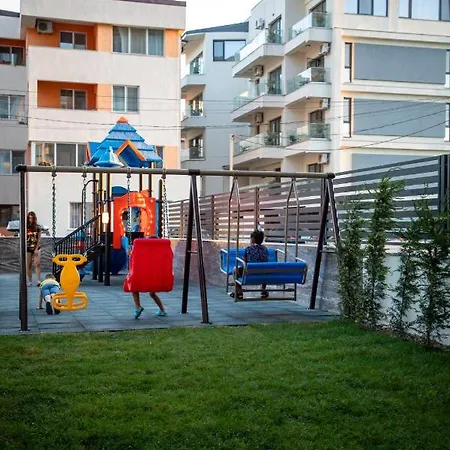 Nordway By The Sea 2br Free Parking Mamaia